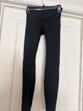 Lululemon Womens Size 4 Black High Rise Yoga Leggings Activewear Workout Pants
